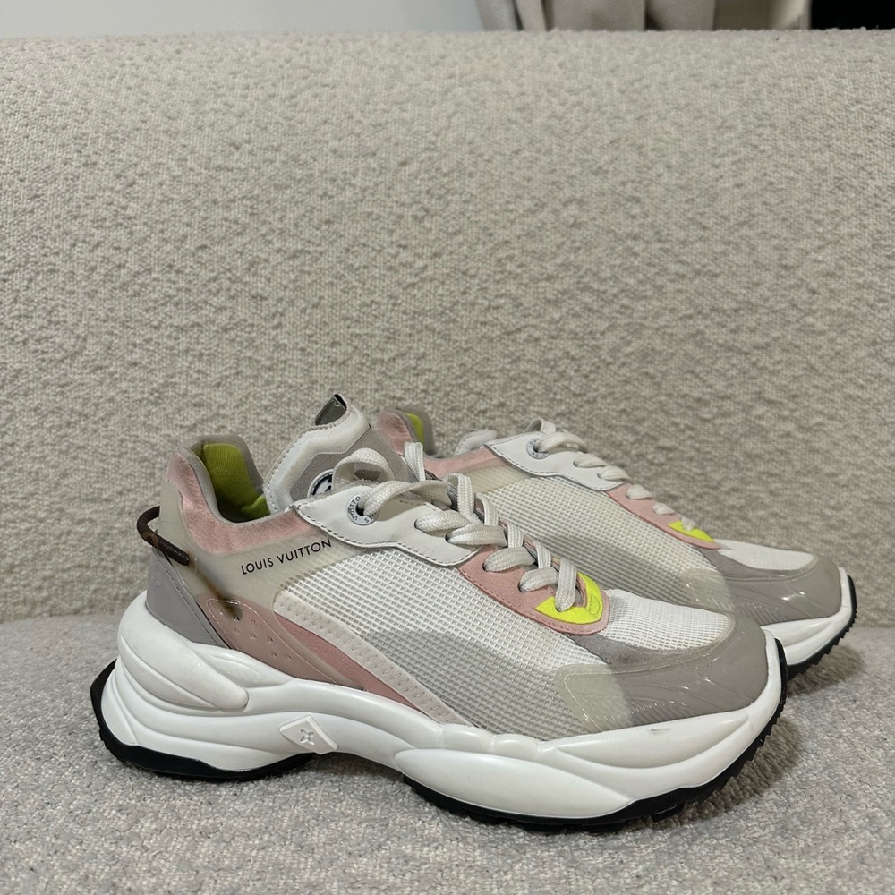 Louis Vuitton Sneakers